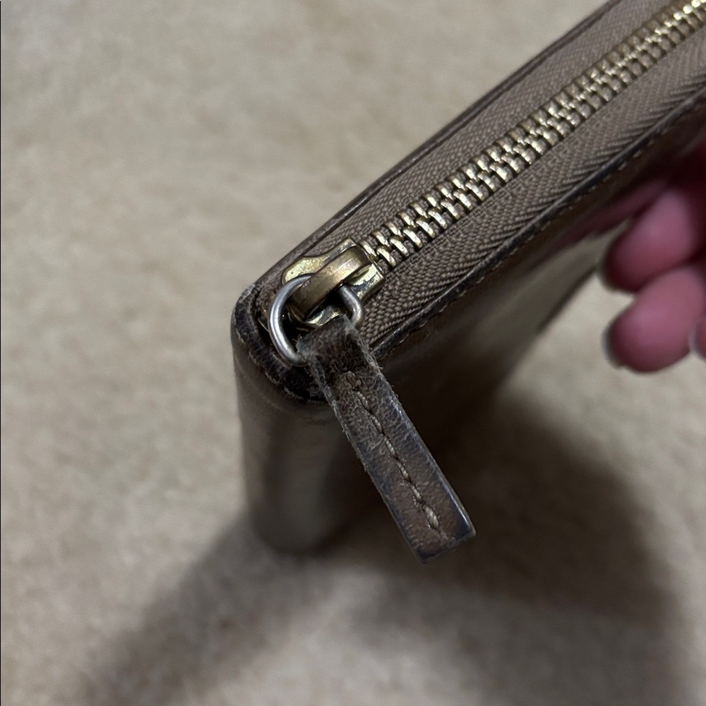 Burberry leather wallet - Picture 6 of 10